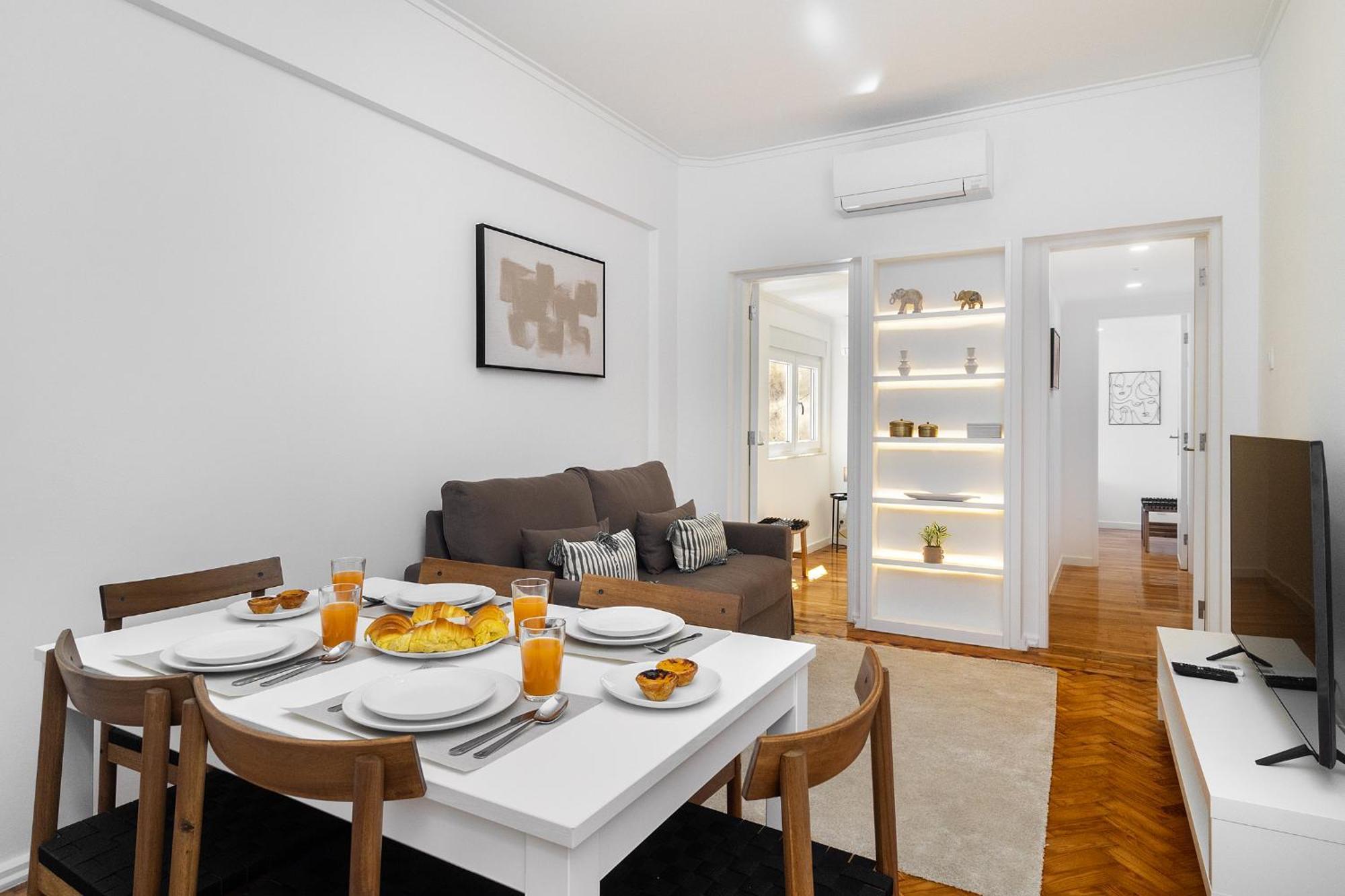 Apartment Whome Peaceful Family Away From Noise